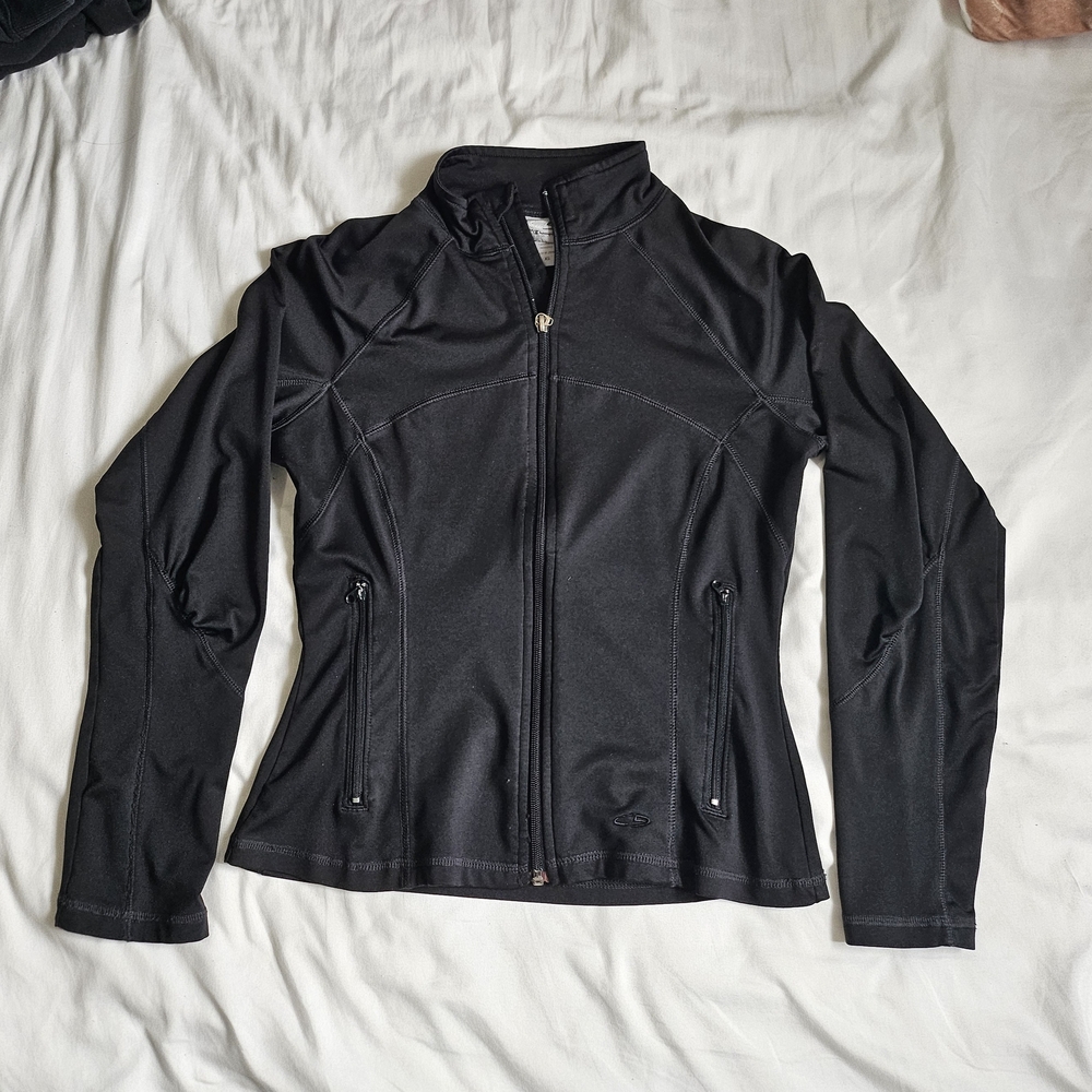 Black Fitted Zip-Up Jacket with Structured Collar